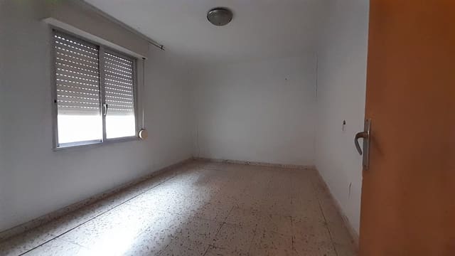 3 soverom Hus til salgs i Villena - € 44 500 (Ref: 9920592)