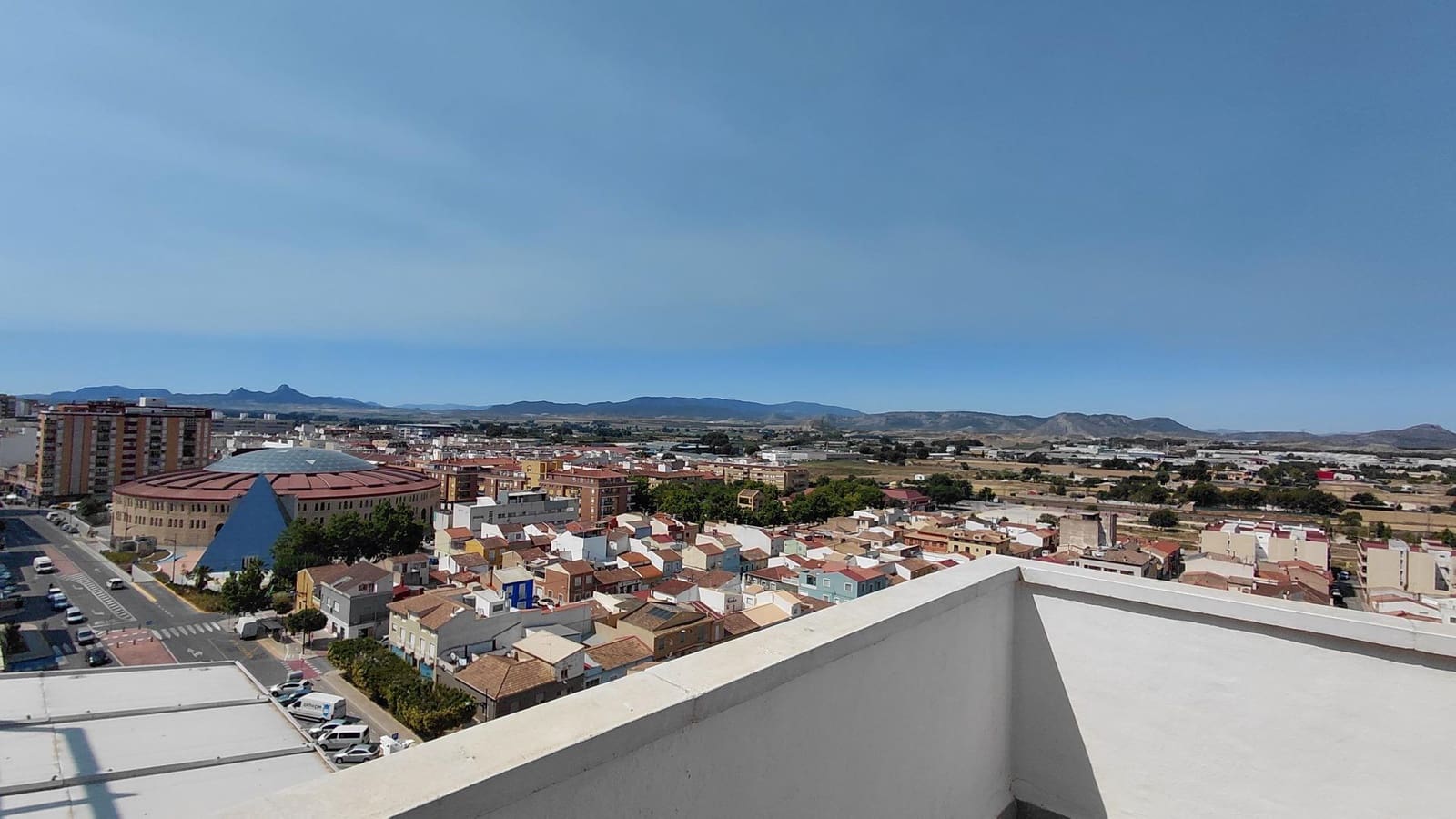 2 Zimmer Penthouse zu verkaufen in Villena - 118.000 € (Ref: 9966771)
