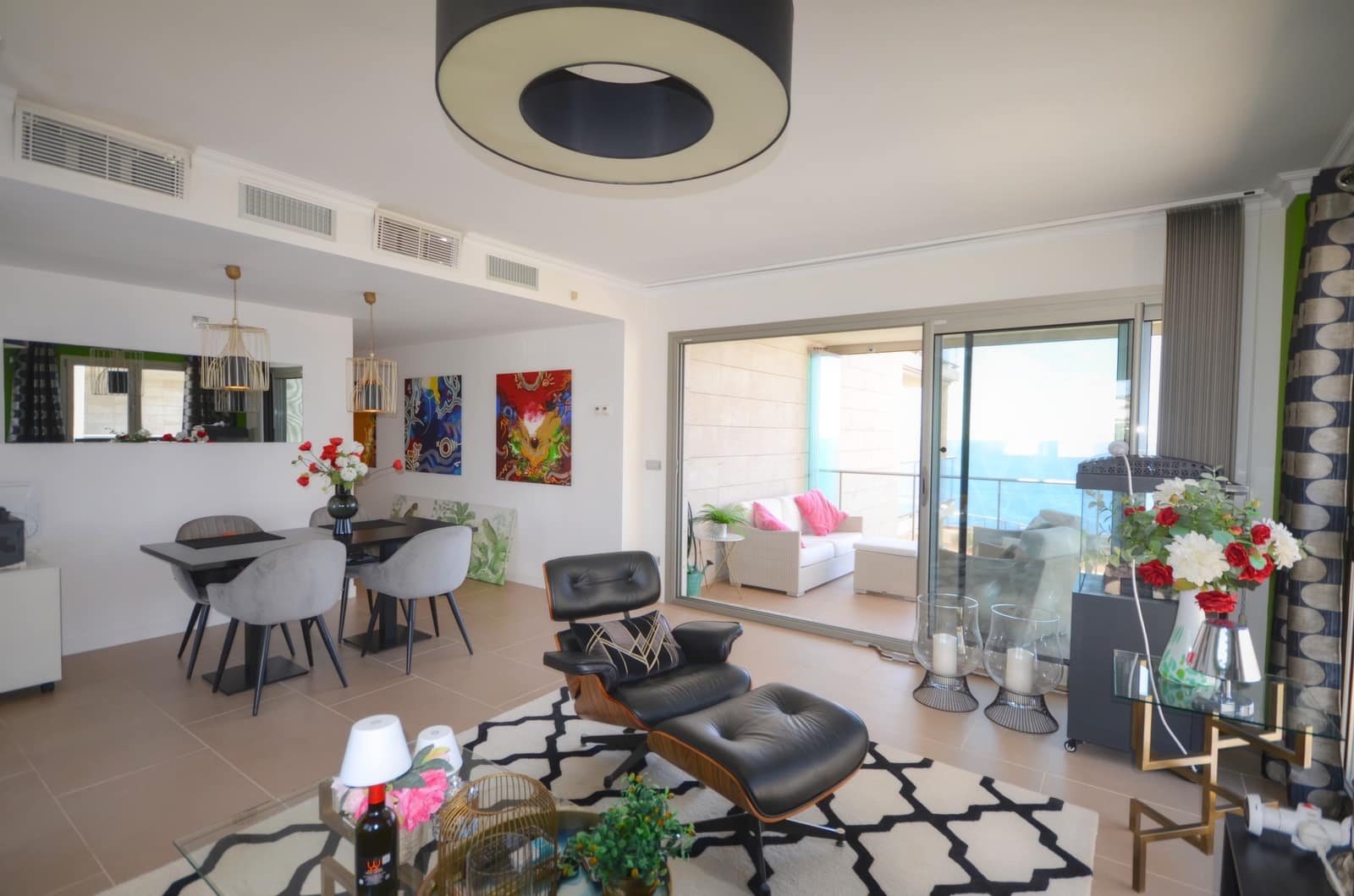 2 soverom Leilighet til salgs i Cala Figuera med svømmebasseng garasje - € 930 000 (Ref: 9106300)