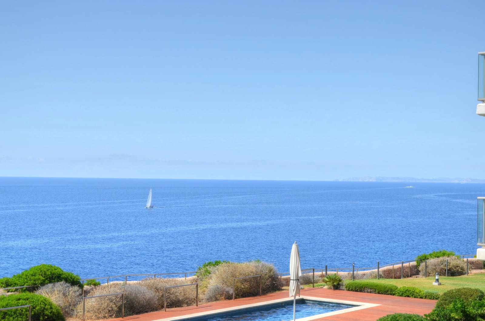 2 soverom Leilighet til salgs i Cala Figuera med svømmebasseng garasje - € 930 000 (Ref: 9106300)