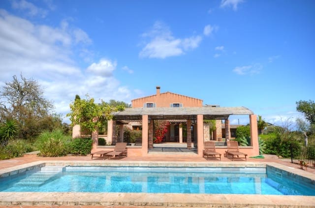 4 bedroom Finca/Country House for sale in Santanyí with pool garage - € 1,900,000 (Ref: 9115883)