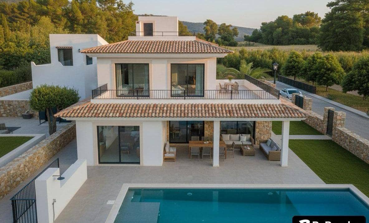 4 soverom Villa til salgs i Cala Llombards med svømmebasseng garasje - € 1 950 000 (Ref: 9321477)