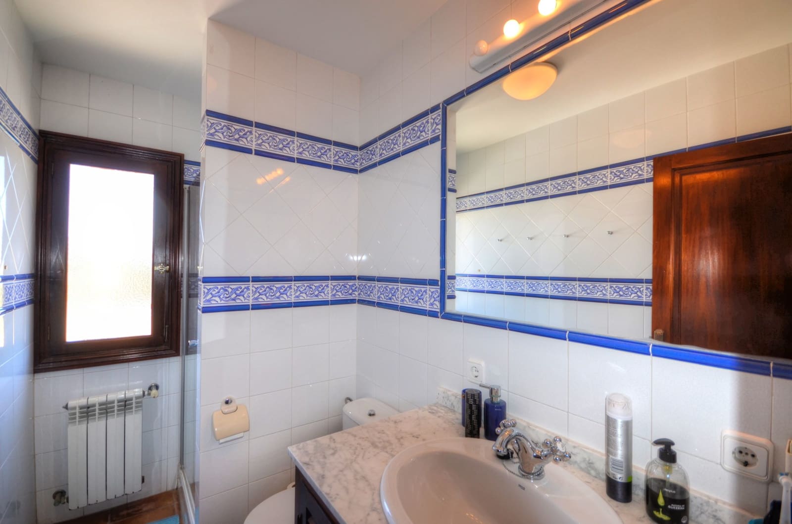 3 bedroom Villa for sale in Cala Figuera with pool garage - € 890,000 (Ref: 9547384)