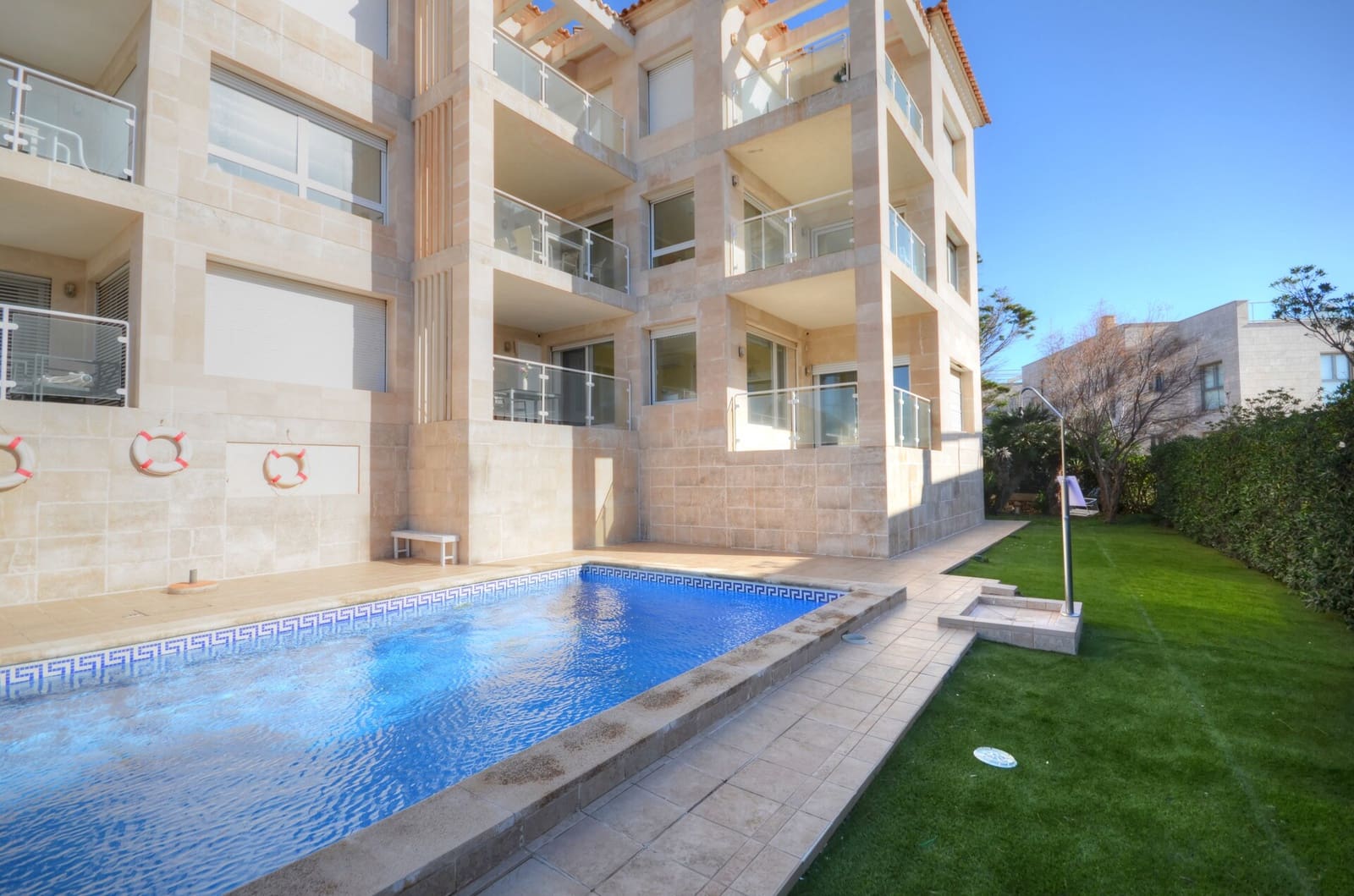 2 bedroom Flat for sale in Cala Figuera with pool - € 450,000 (Ref: 9777307)