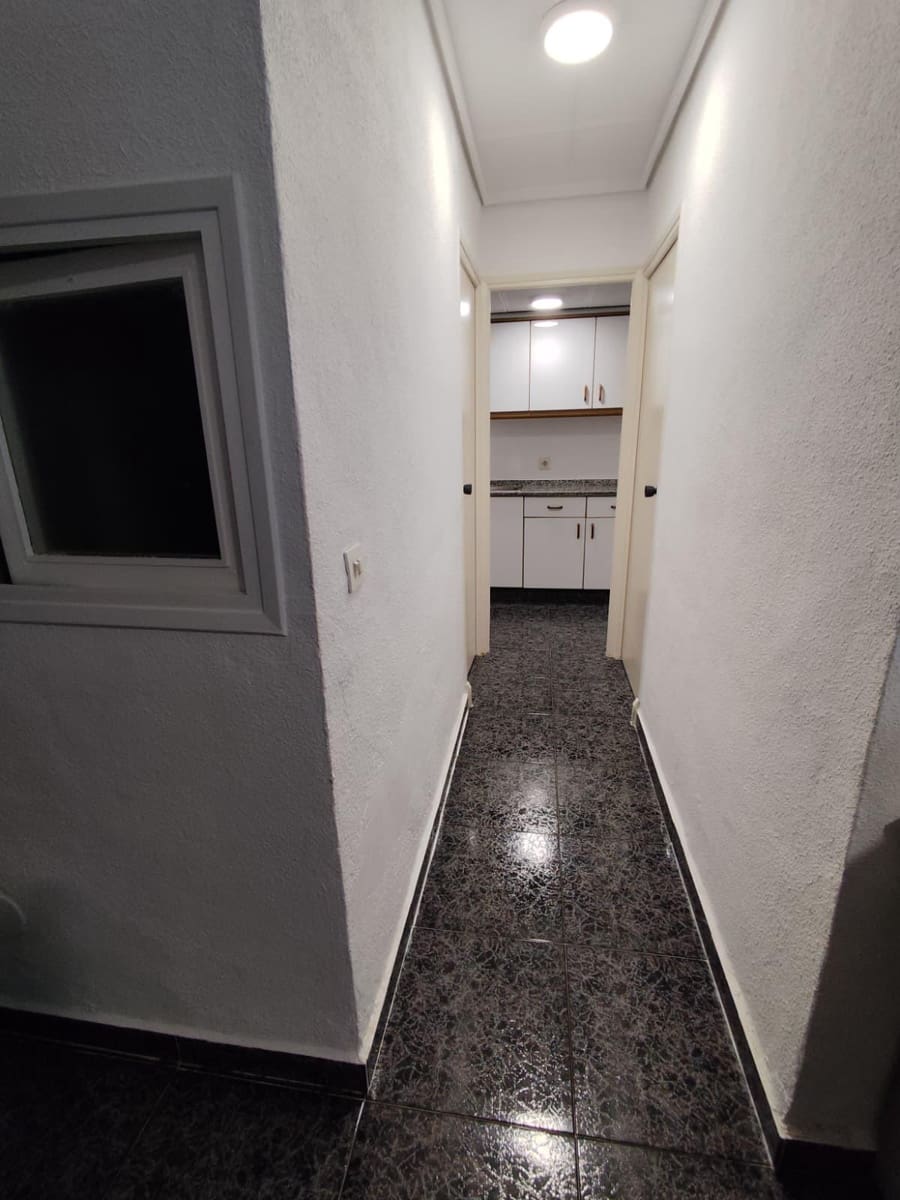 3 quarto Moradia em Banda para venda em Torrevieja com garagem - 129 000 € (Ref: 10032070)