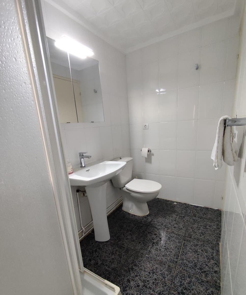 3 quarto Moradia em Banda para venda em Torrevieja com garagem - 129 000 € (Ref: 10032070)