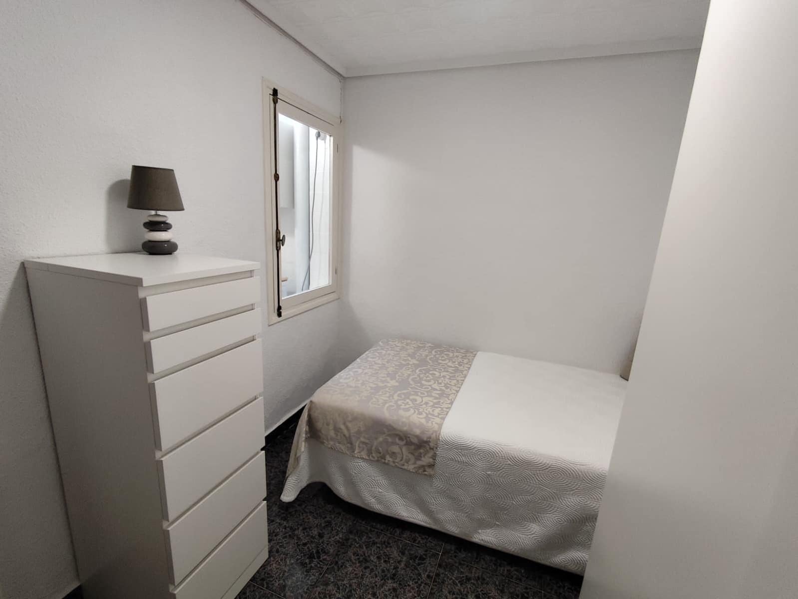 3 quarto Moradia em Banda para venda em Torrevieja com garagem - 129 000 € (Ref: 10032070)