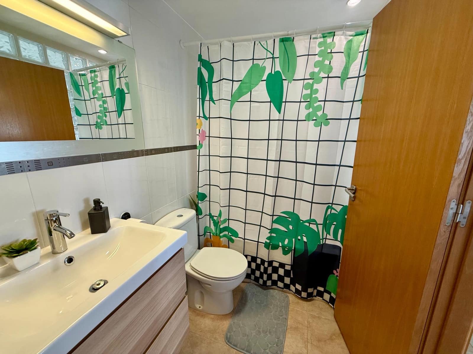 2 quarto Apartamento para venda em Torrevieja com garagem - 189 000 € (Ref: 10177172)