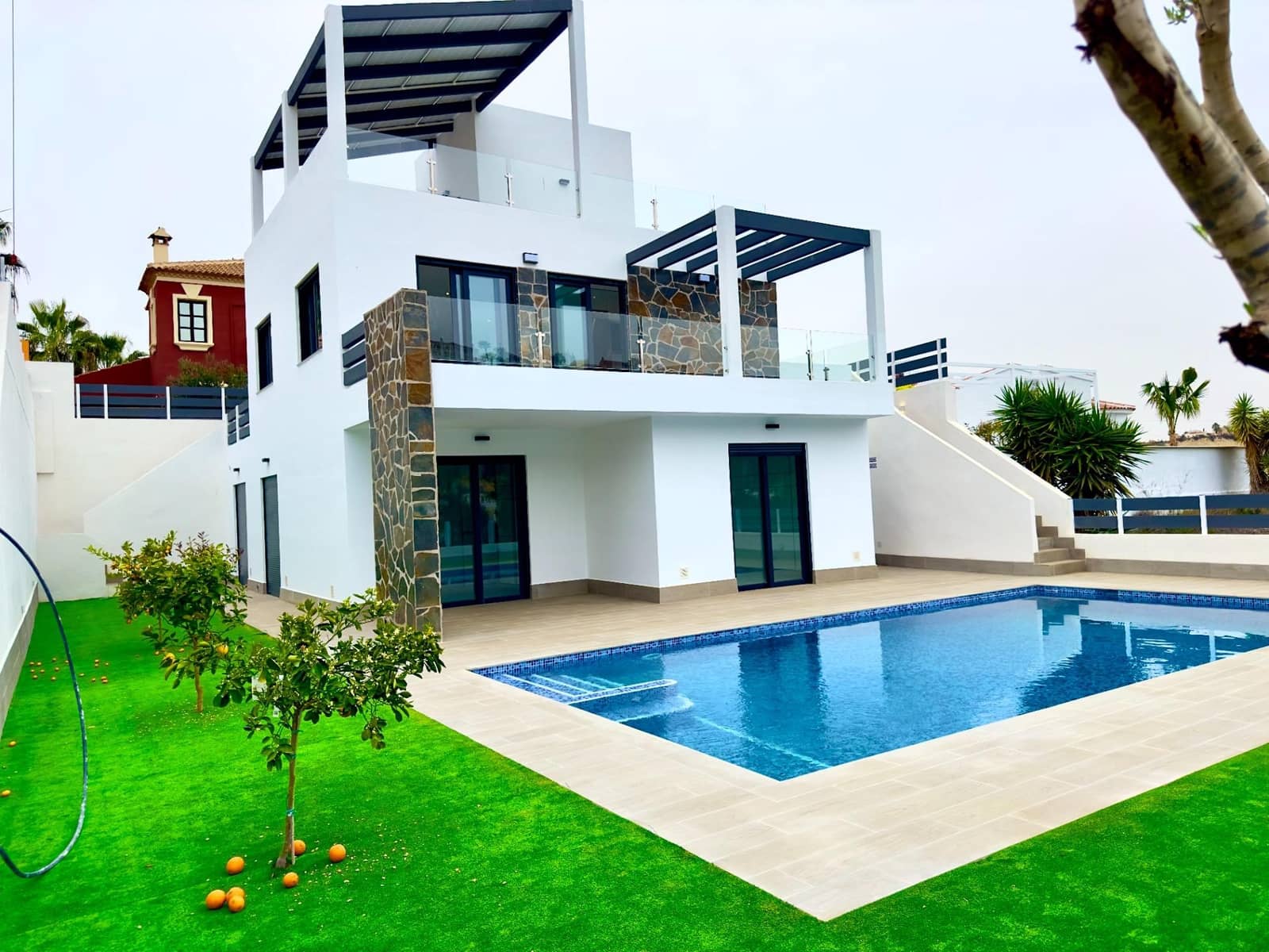 3 bedroom Villa for sale in Rojales with pool - € 834,000 (Ref: 7504165)