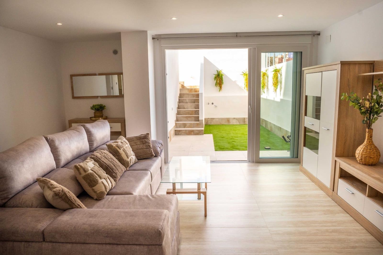 5 bedroom Villa for sale in Ciudad Quesada with pool - € 556,000 (Ref: 7506982)