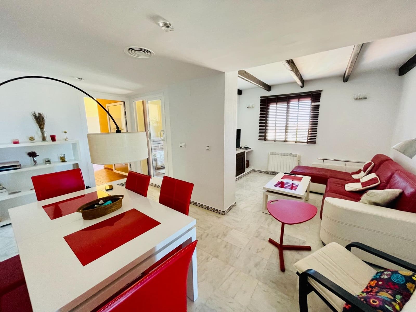 3 soveværelse Lejlighed til salg i Aldea del Mar med swimmingpool - € 259.000 (Ref: 8025170)