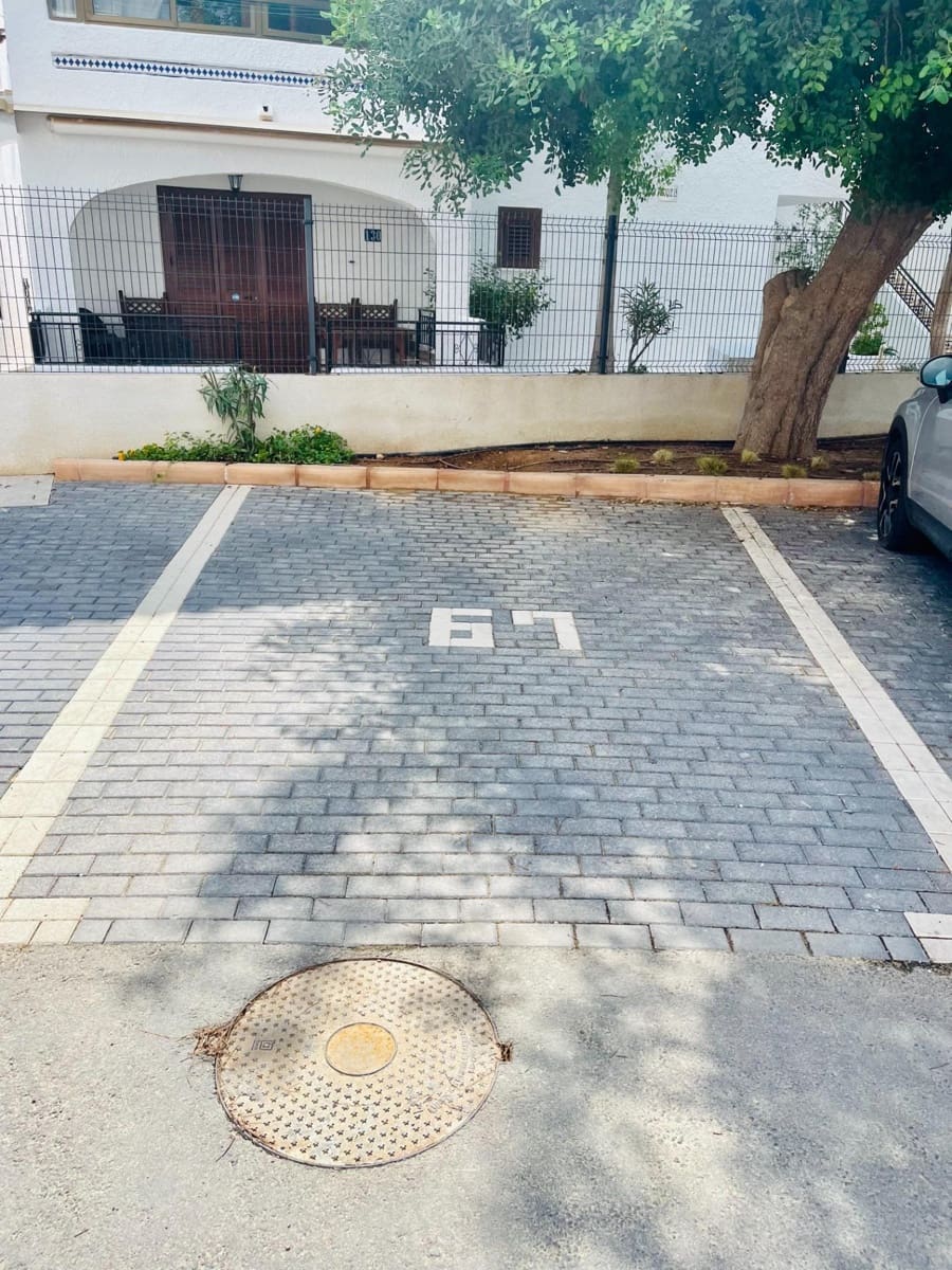 2 bedroom Apartment for sale in Orihuela Costa with pool garage - € 420,000 (Ref: 8519252)