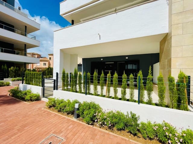 Apartamento de 2 habitaciones en Playa Flamenca, Orihuela en venta con piscina garaje - 420.000 € (Ref: 8519252)