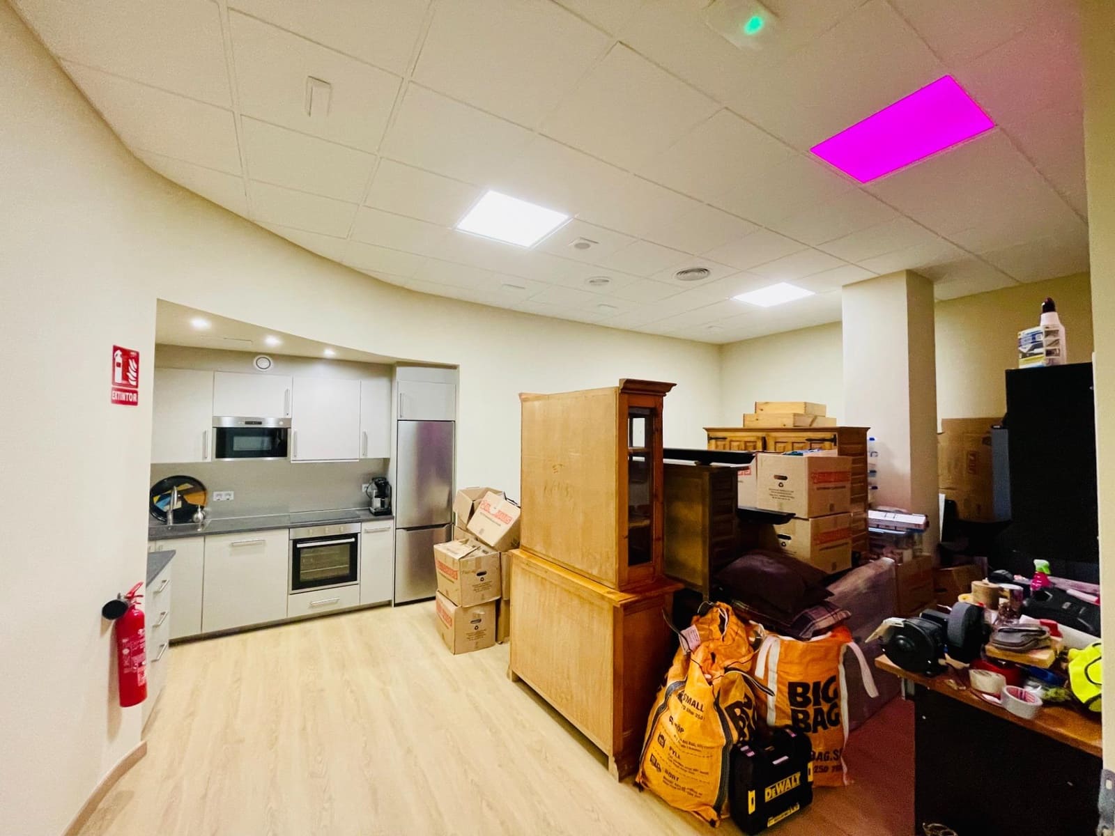 Komercyjne na sprzedaż w Torrevieja - 159 000 € (Ref: 8825266)