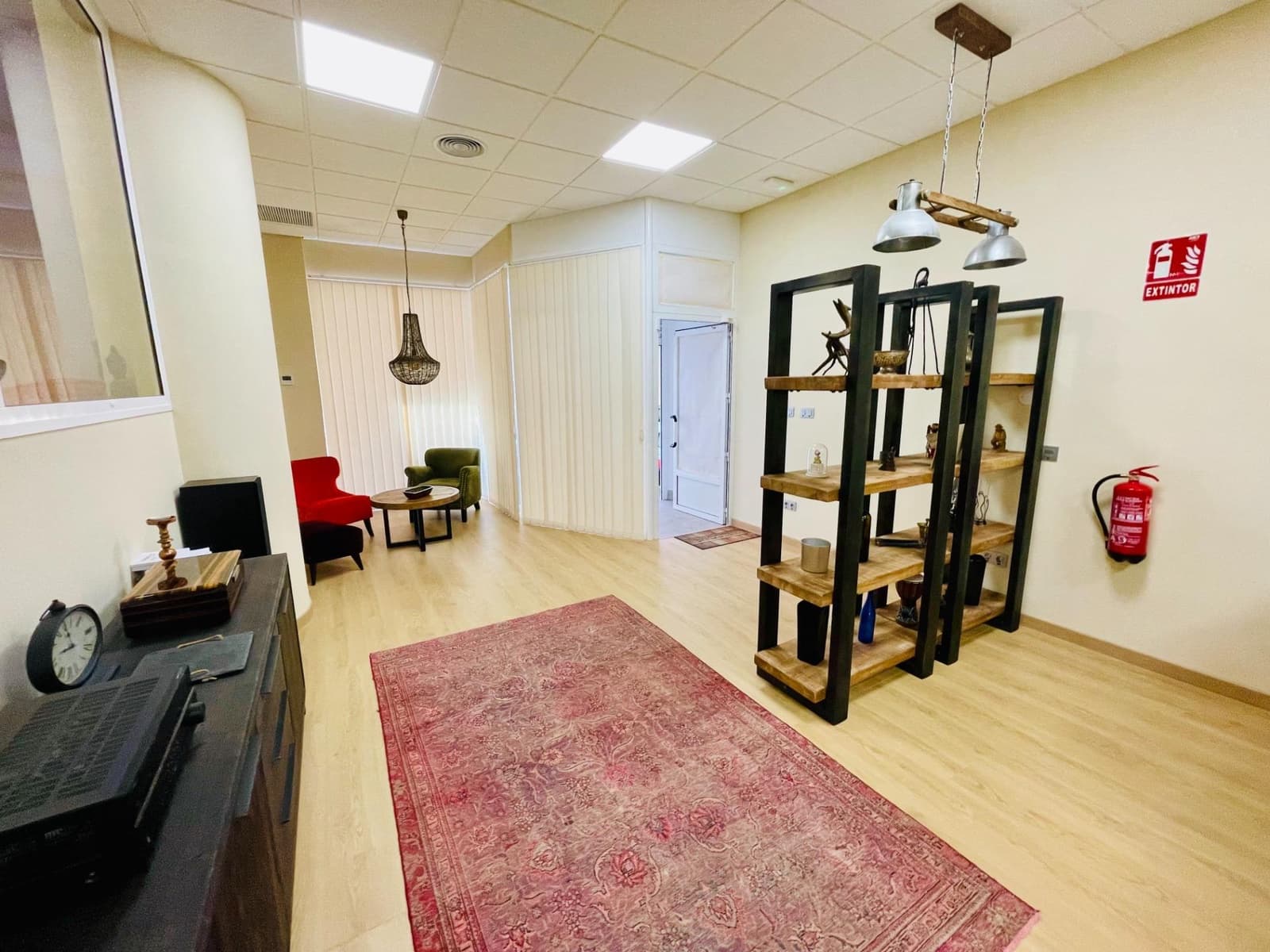 Komercyjne na sprzedaż w Torrevieja - 159 000 € (Ref: 8825266)