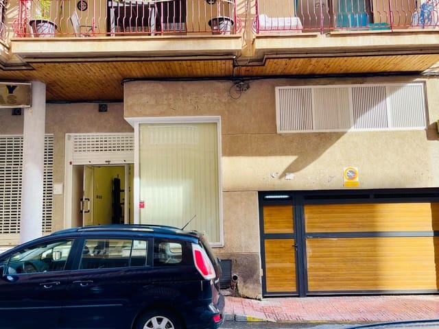 Local Comercial en Centro, Torrevieja en venta - 159.000 € (Ref: 8825266)