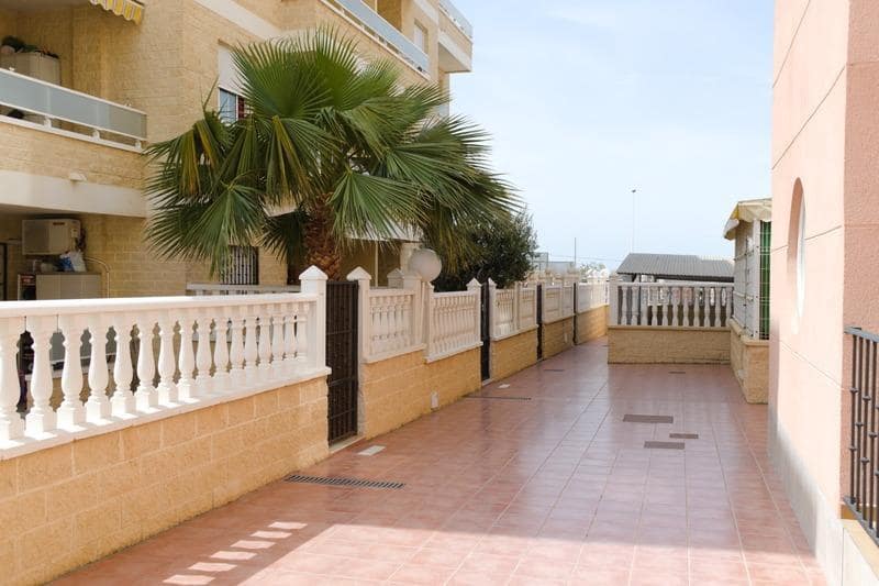 2 bedroom Apartment for sale in Aguas Nuevas with pool - € 165,000 (Ref: 9014657)