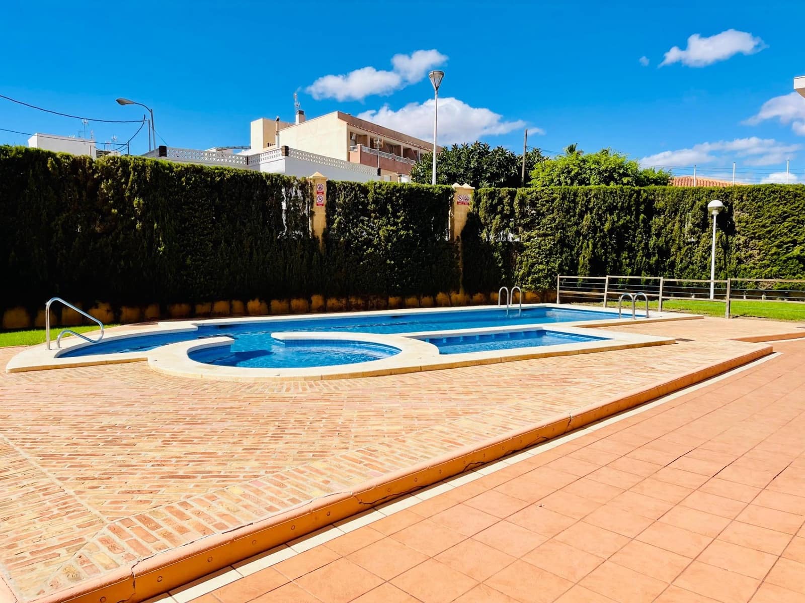 3 soverom Penthouse til salgs i Torrevieja med svømmebasseng garasje - € 480 000 (Ref: 9312832)