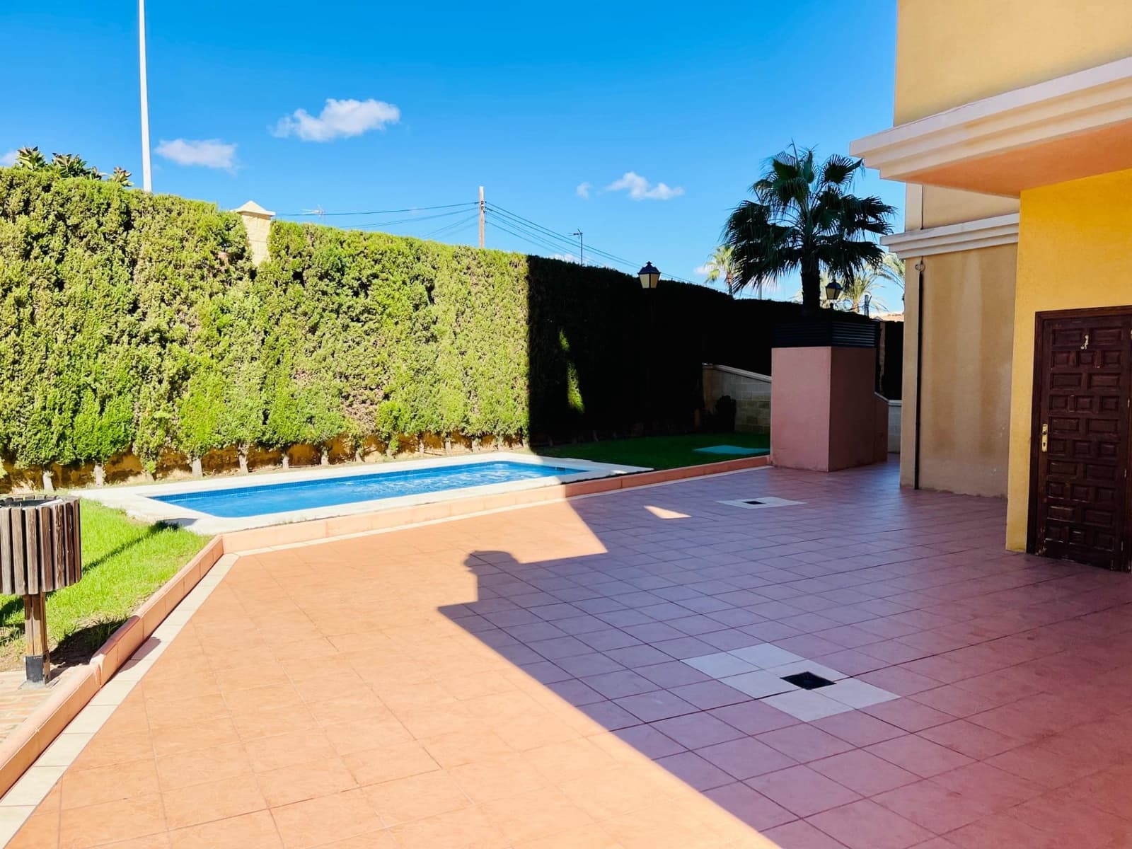3 soverom Penthouse til salgs i Torrevieja med svømmebasseng garasje - € 480 000 (Ref: 9312832)