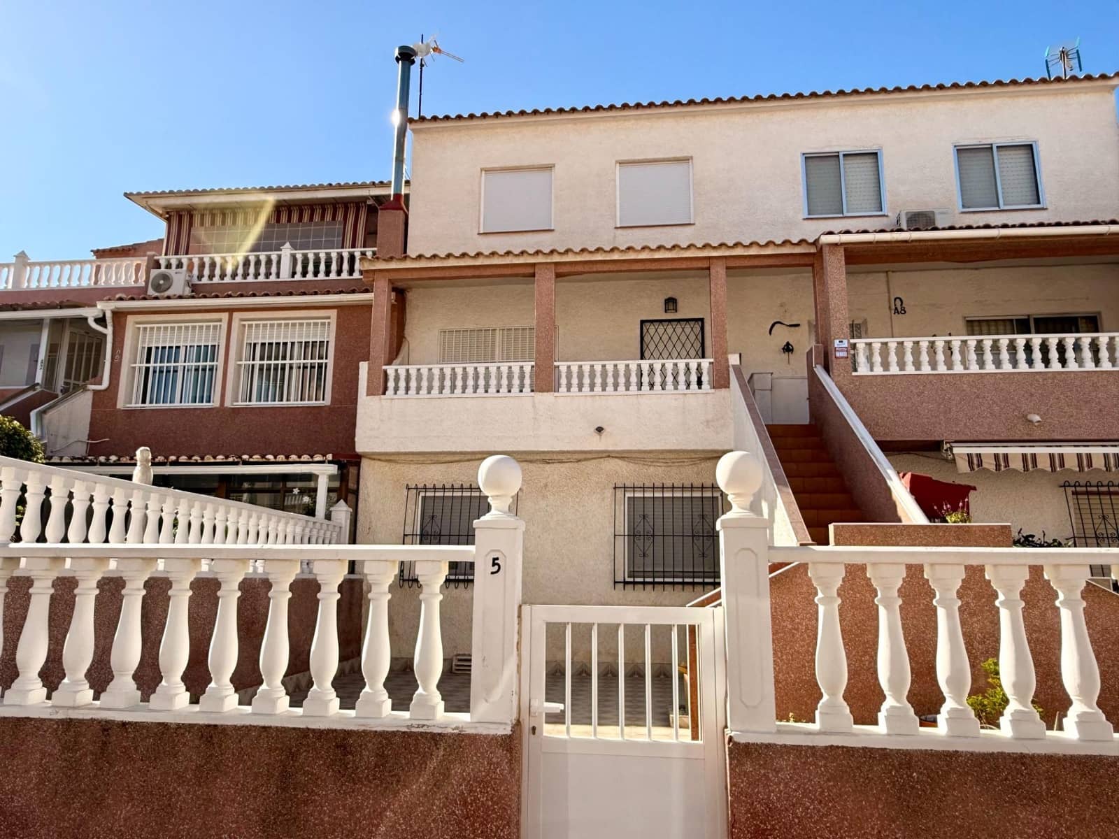 2 soveværelse Rækkehus til salg i Torrevieja - € 215.000 (Ref: 9415886)