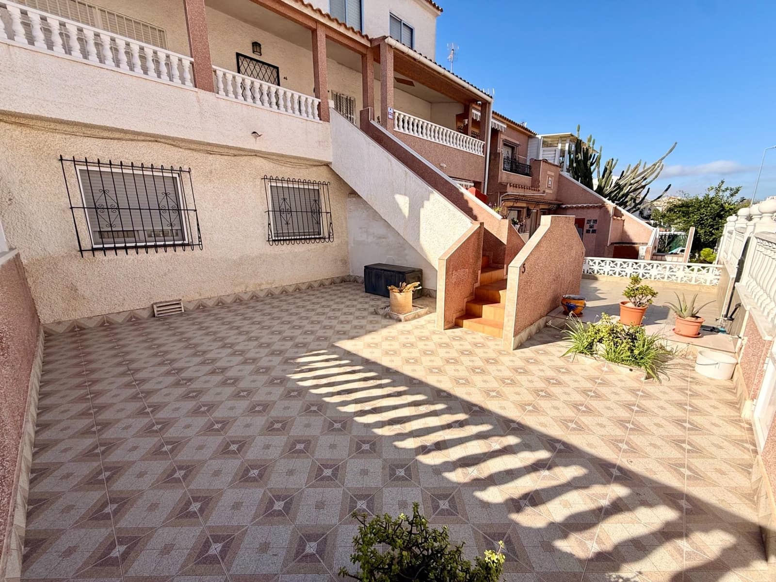 2 soveværelse Rækkehus til salg i Torrevieja - € 215.000 (Ref: 9415886)