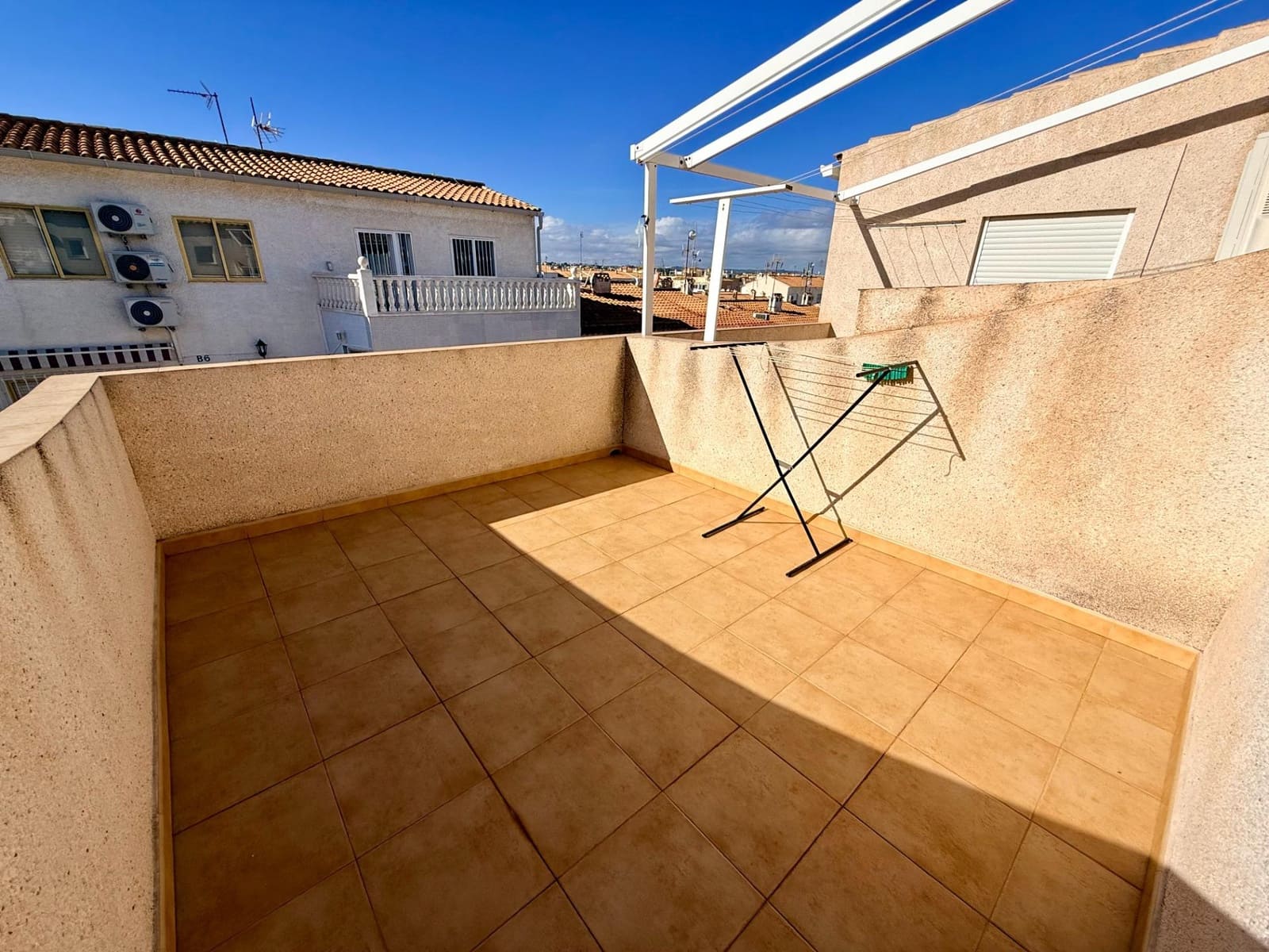 2 soveværelse Rækkehus til salg i Torrevieja - € 215.000 (Ref: 9415886)