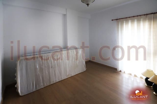 3 makuuhuone Asunto myytävänä paikassa Alicante kaupunki - 139 000 € (Ref: 9114668)