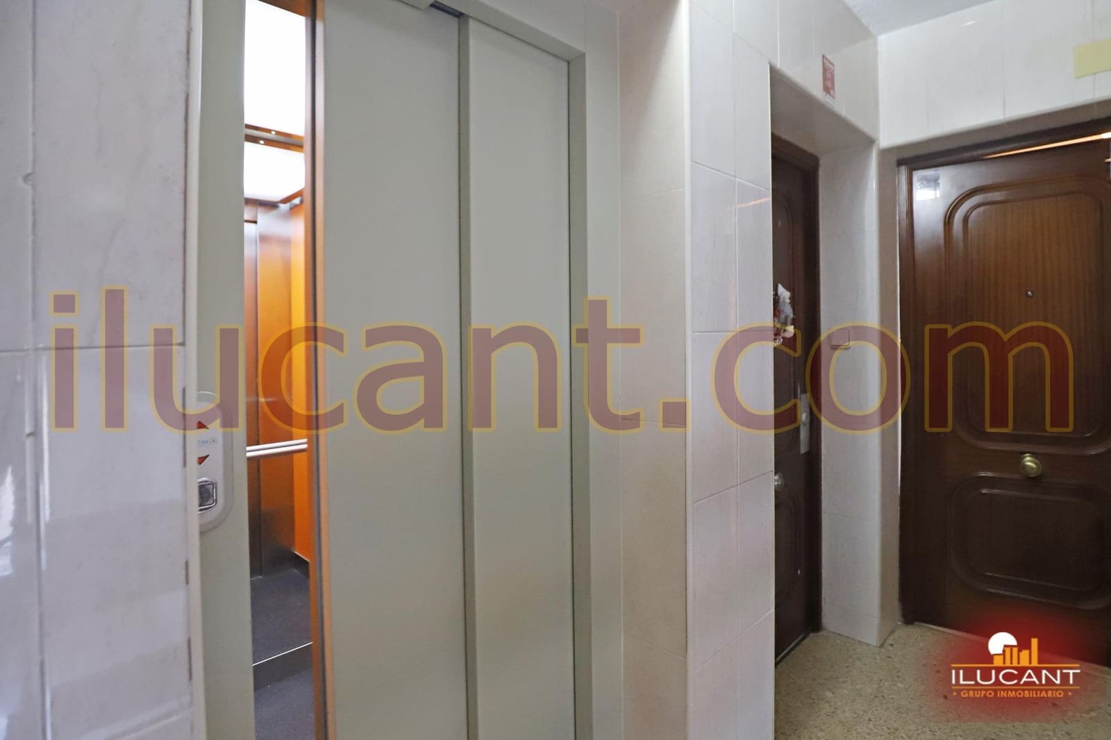 3 makuuhuone Asunto myytävänä paikassa Alicante kaupunki - 139 000 € (Ref: 9114668)