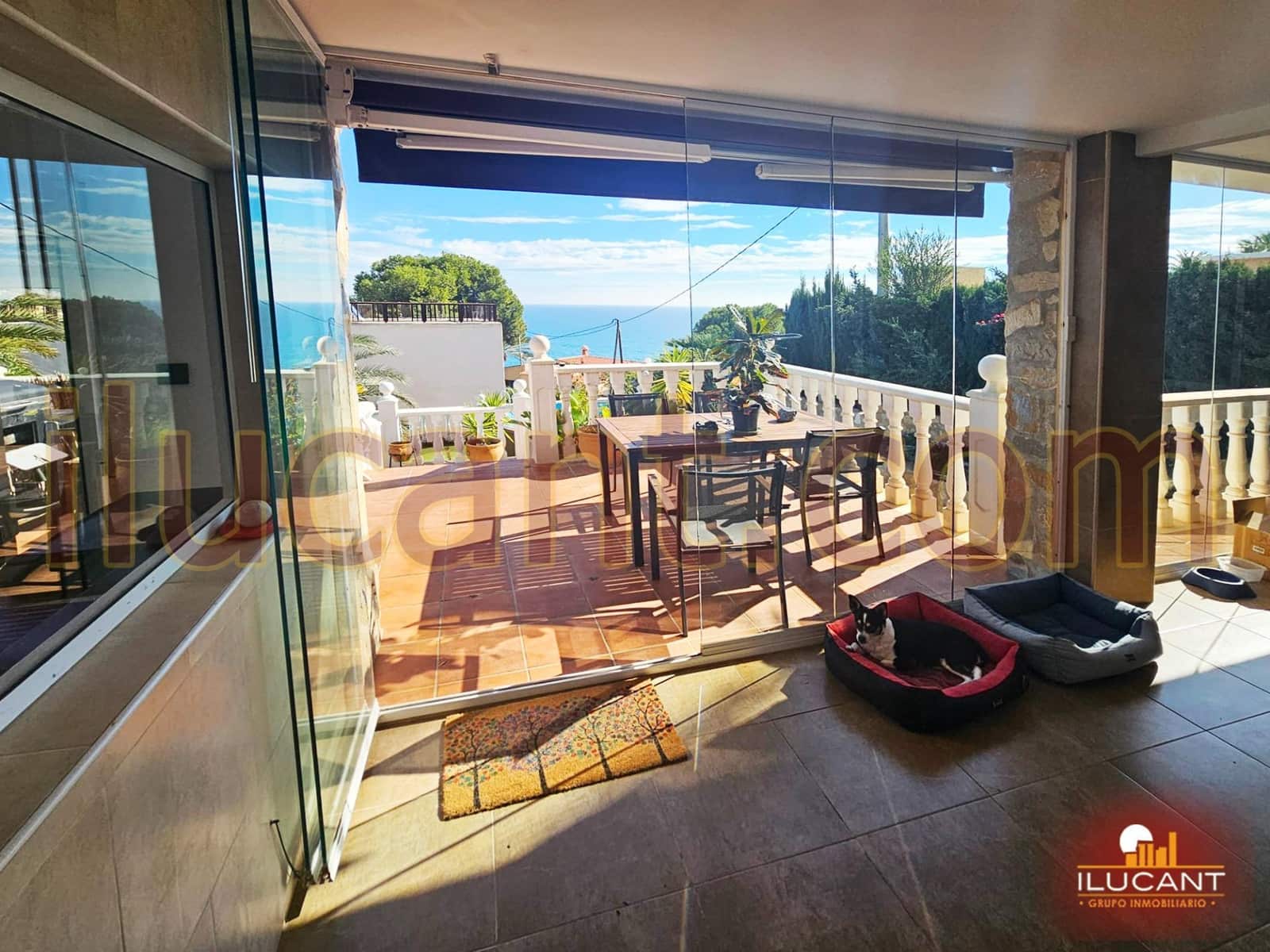 3 sovrum Villa till salu i El Campello - 475 000 € (Ref: 9114673)