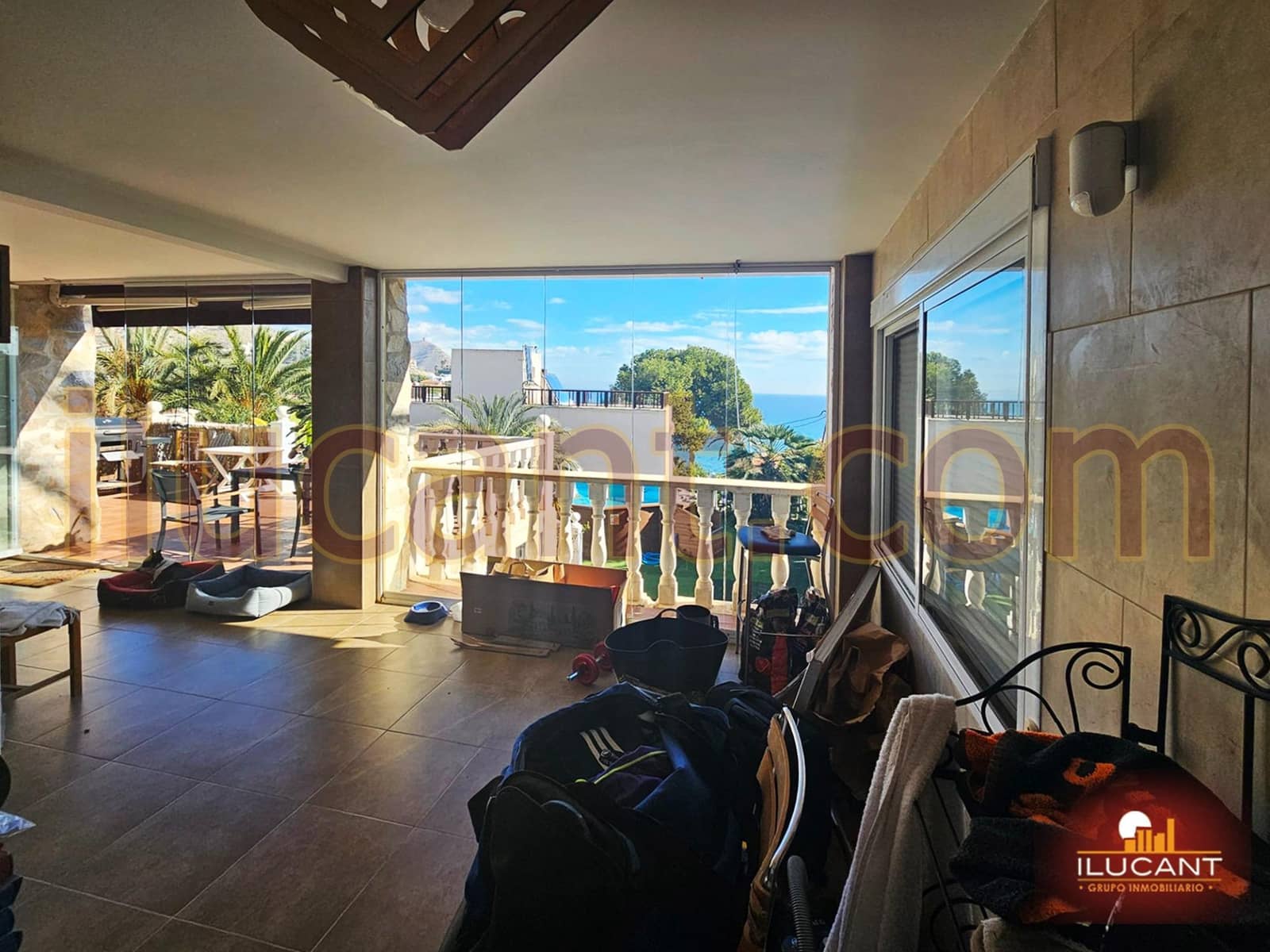 3 sovrum Villa till salu i El Campello - 475 000 € (Ref: 9114673)