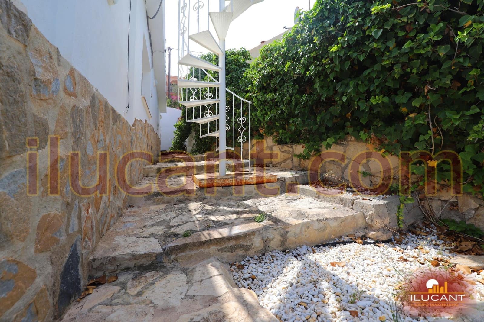 3 sovrum Villa till salu i El Campello - 475 000 € (Ref: 9114673)