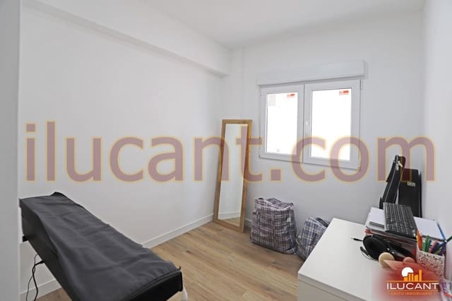 3 soveværelse Lejlighed til salg i Alicante by - € 165.000 (Ref: 9114679)