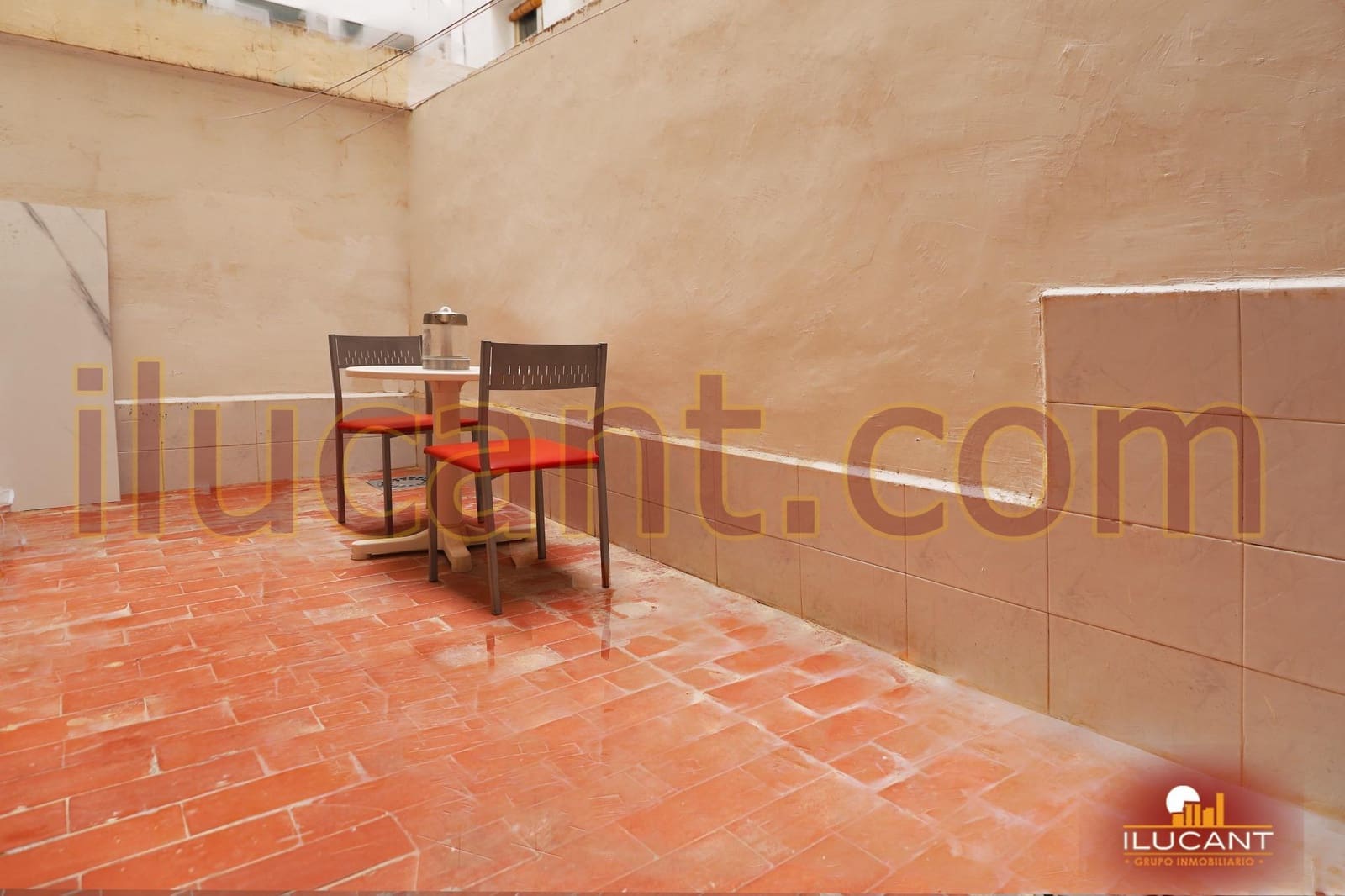 3 soveværelse Lejlighed til salg i Alicante by - € 165.000 (Ref: 9114679)