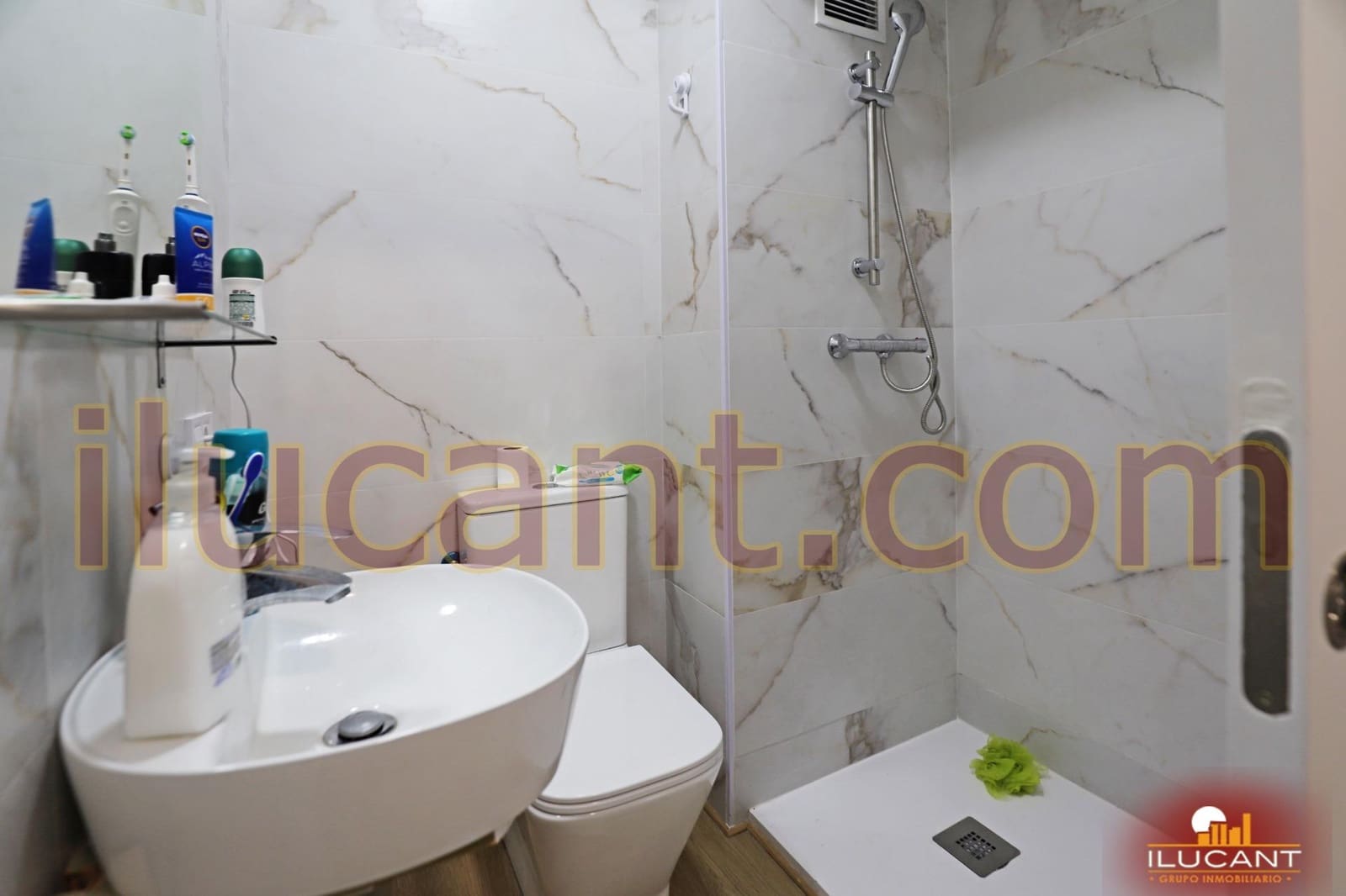 3 soveværelse Lejlighed til salg i Alicante by - € 165.000 (Ref: 9114679)