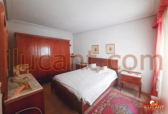 4 quarto Apartamento para venda em Mercado, Alicante cidade com garagem - 350 000 € (Ref: 9114683)