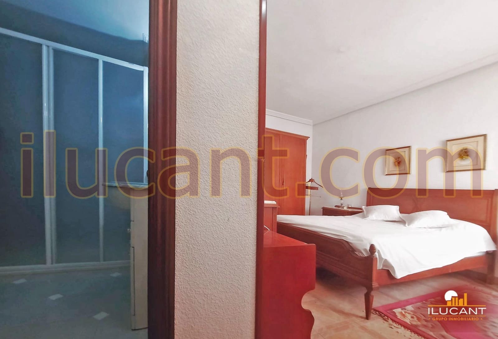 4 makuuhuone Asunto myytävänä paikassa Alicante kaupunki mukana 
autotalli - 350 000 € (Ref: 9114683)