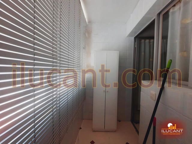 4 quarto Apartamento para venda em Mercado, Alicante cidade com garagem - 350 000 € (Ref: 9114683)