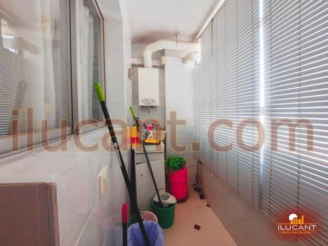 4 quarto Apartamento para venda em Mercado, Alicante cidade com garagem - 350 000 € (Ref: 9114683)