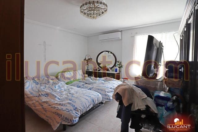 4 soveværelse Lejlighed til salg i San Blas, Alicante by - € 329.600 (Ref: 9114691)