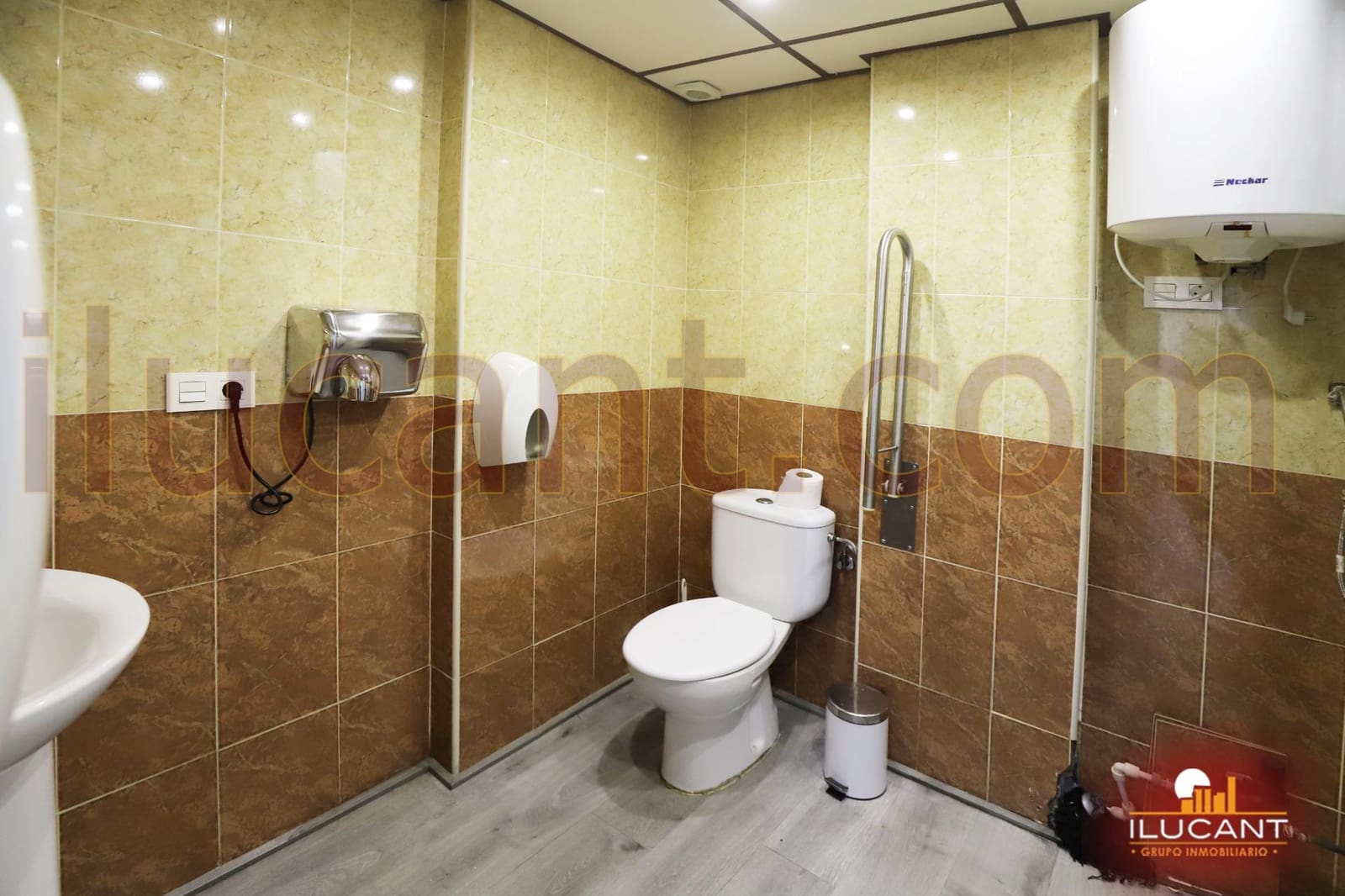 Komercyjne na sprzedaż w Miasto Alicante / Alacant - 79 900 € (Ref: 9114700)