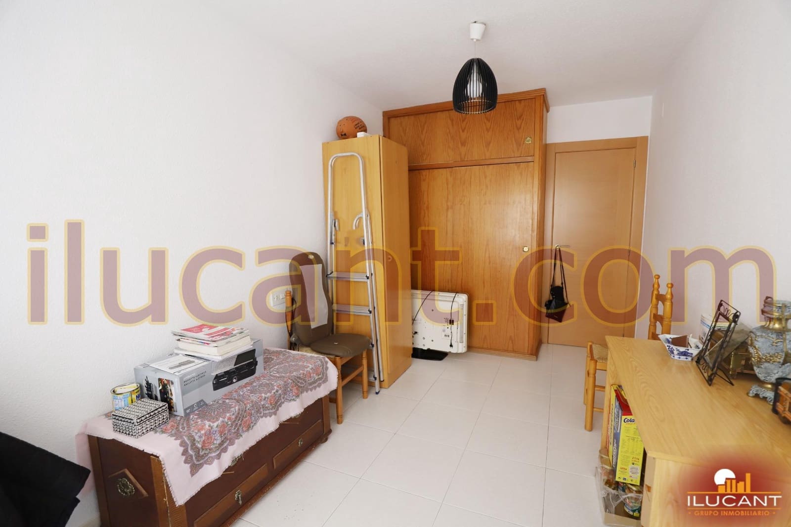 4 bedroom Flat for sale in El Campello - € 260,000 (Ref: 9114702)