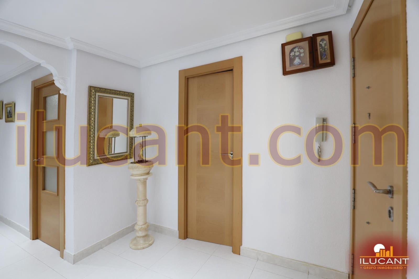 4 bedroom Flat for sale in El Campello - € 260,000 (Ref: 9114702)