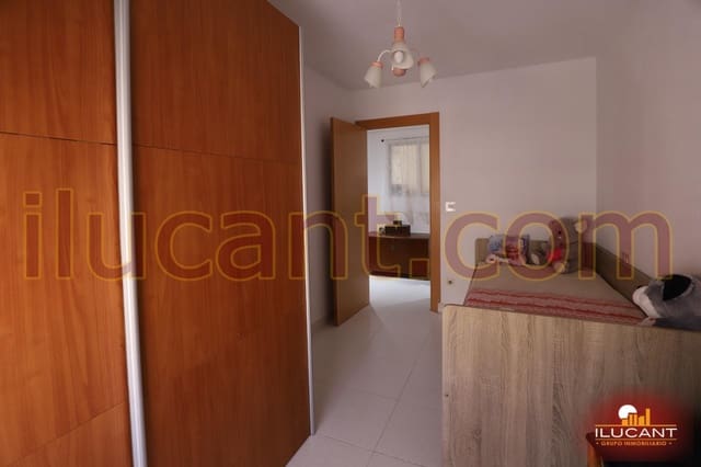 4 sovrum Lägenhet till salu i El Campello - 260 000 € (Ref: 9114702)