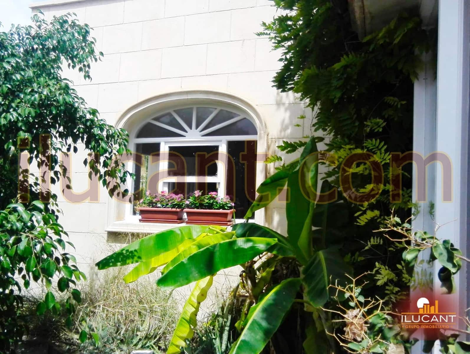 4 slaapkamer Villa te koop in Muchamiel / Mutxamel met garage - € 499.000 (Ref: 9114705)