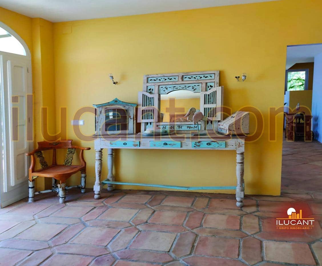 4 slaapkamer Villa te koop in Muchamiel / Mutxamel met garage - € 499.000 (Ref: 9114705)