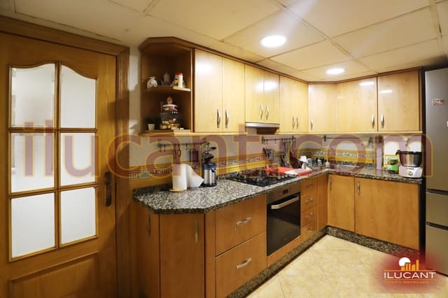 3 makuuhuone Asunto myytävänä paikassa Carolinas Bajas, Alicante kaupunki - 160 000 € (Ref: 9114709)