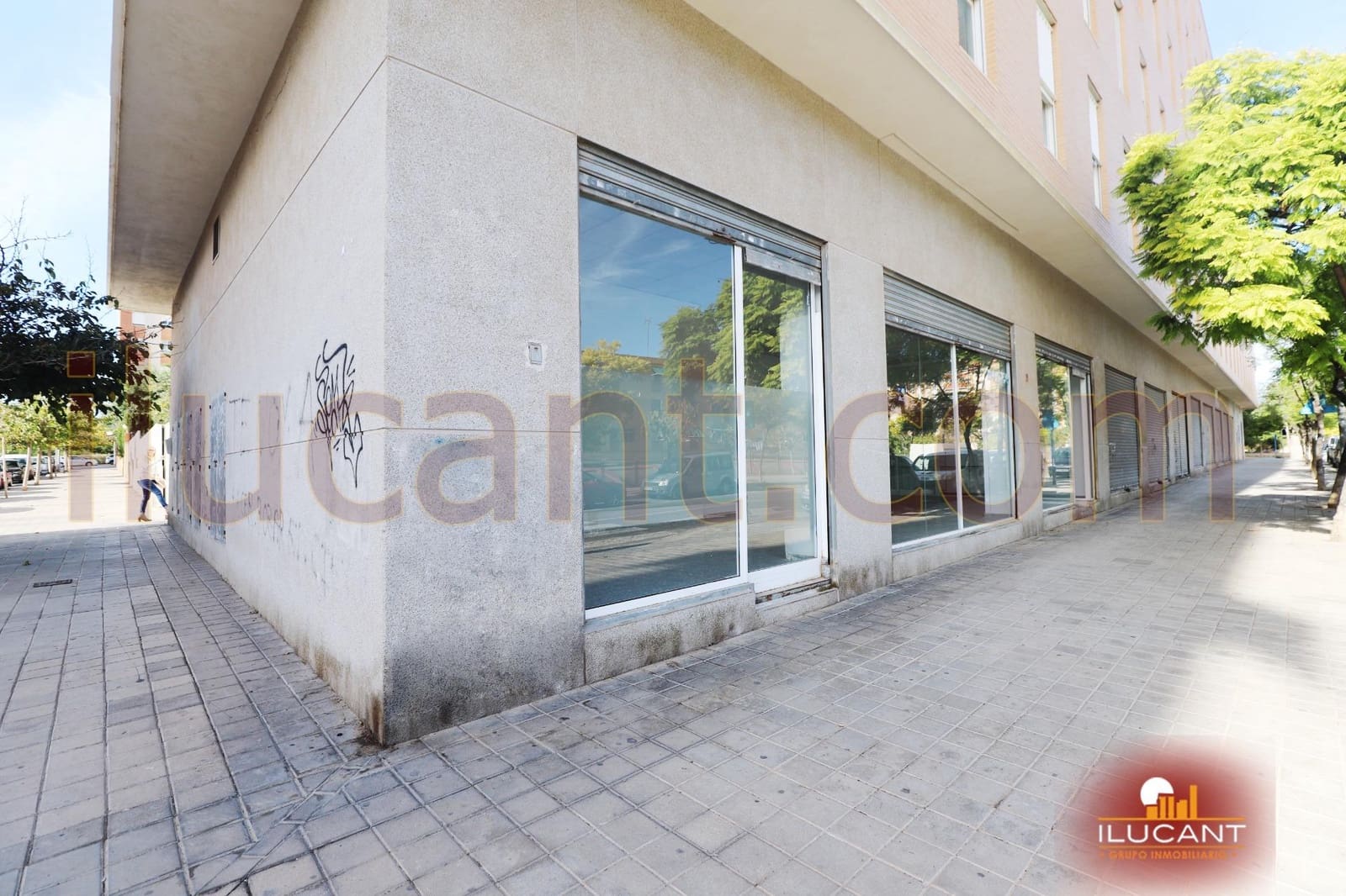 Kommersiell till salu i Alicante stad - 110 000 € (Ref: 9114721)