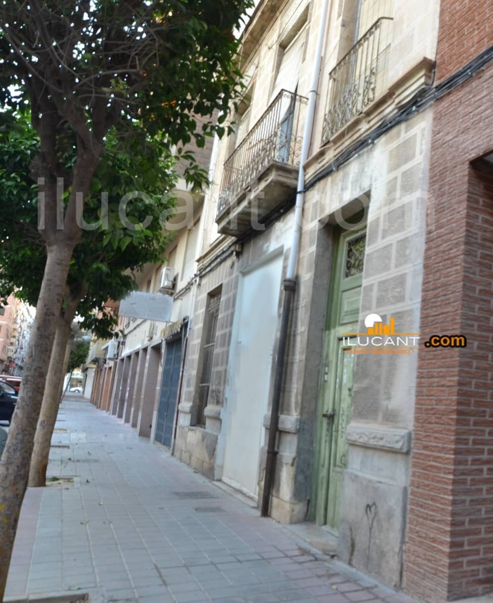 Finca/Hus på landet till salu i Alicante stad - 520 000 € (Ref: 9114745)