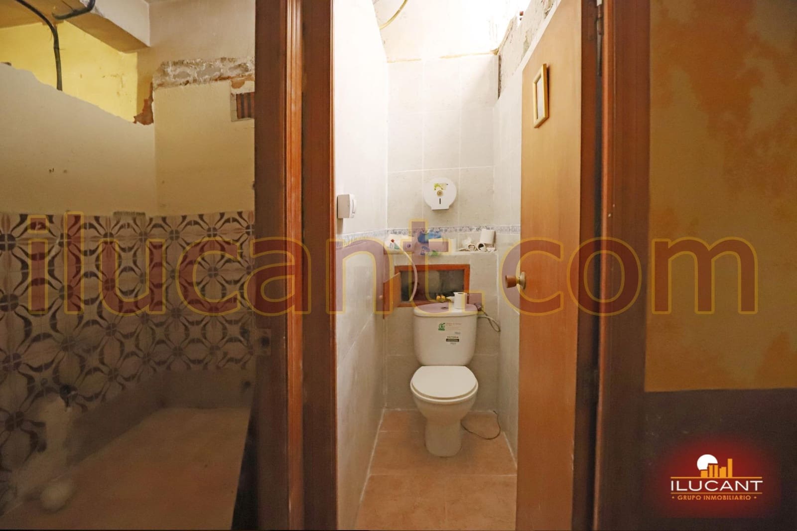 Gewerbe zu verkaufen in Alicante / Alacant Stadt - 99.750 € (Ref: 9114763)