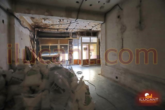 Commercial for sale in San Blas, Alicante / Alacant city - € 99,750 (Ref: 9114763)